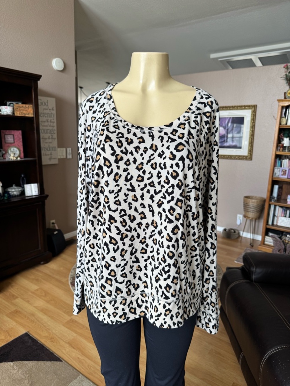 Jenni Intimates leopard print soft long sleeve loose fitting top-XL